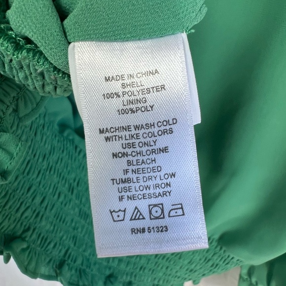 1. STATE Smocked Waist Blouse – Green XL - Picture 8 of 8